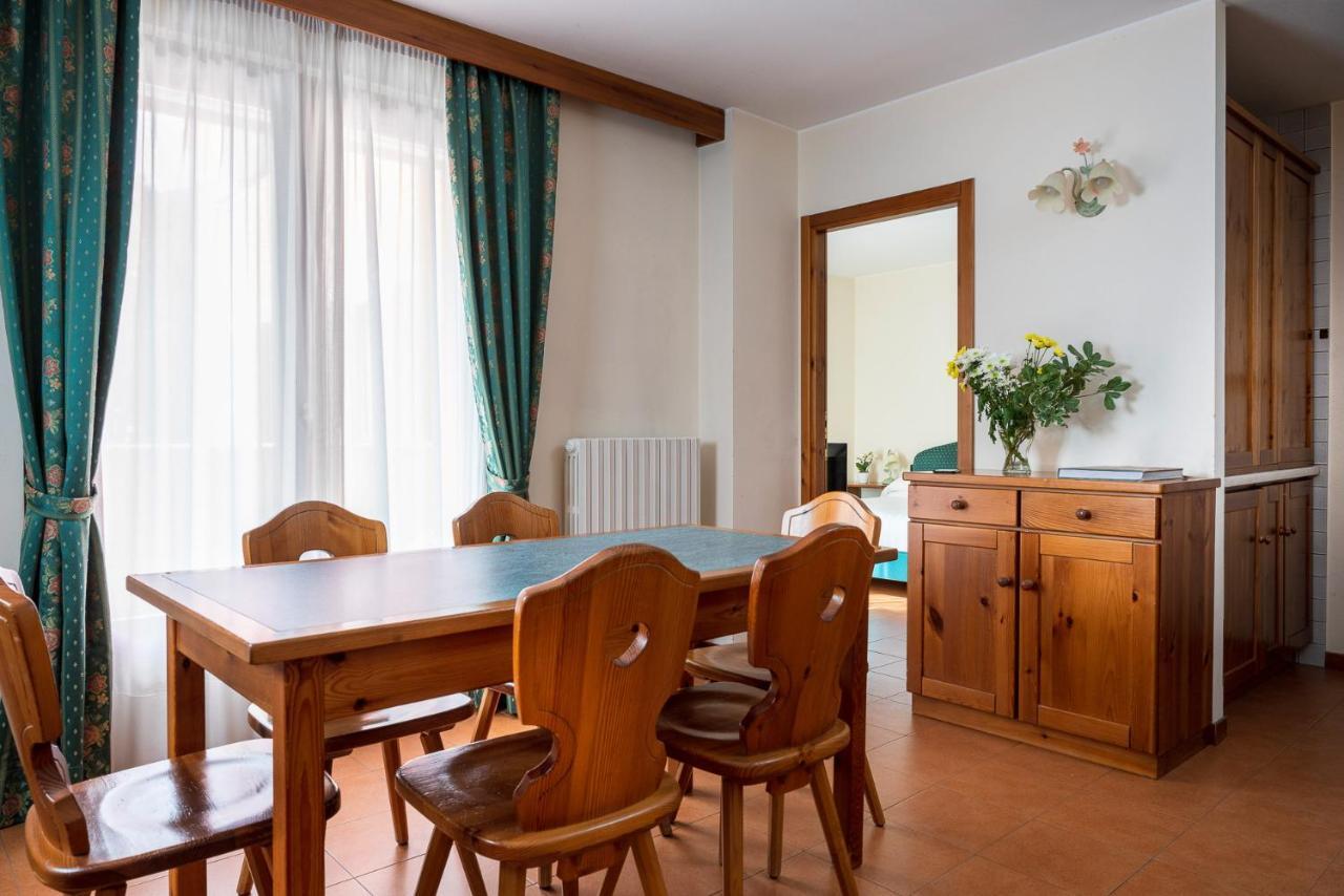 Hotel Cristallo Bormio Bagian luar foto