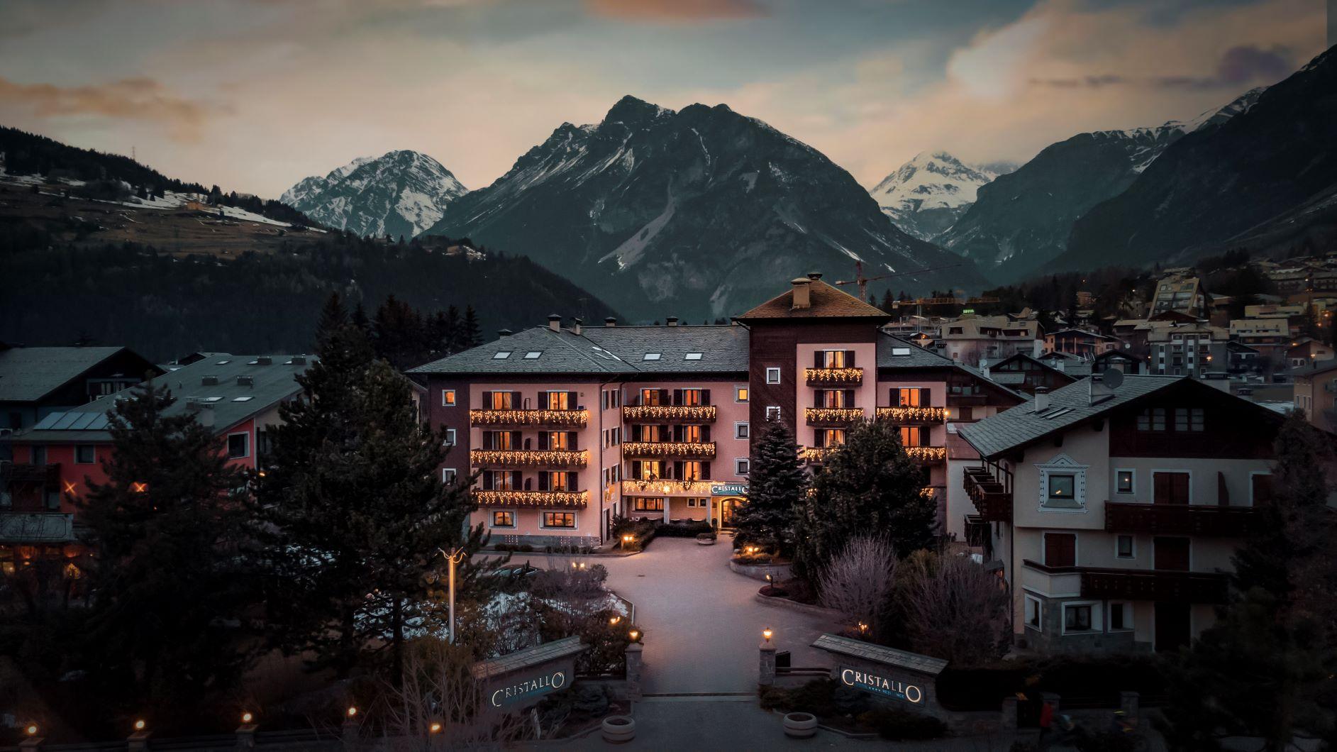 Hotel Cristallo Bormio Bagian luar foto