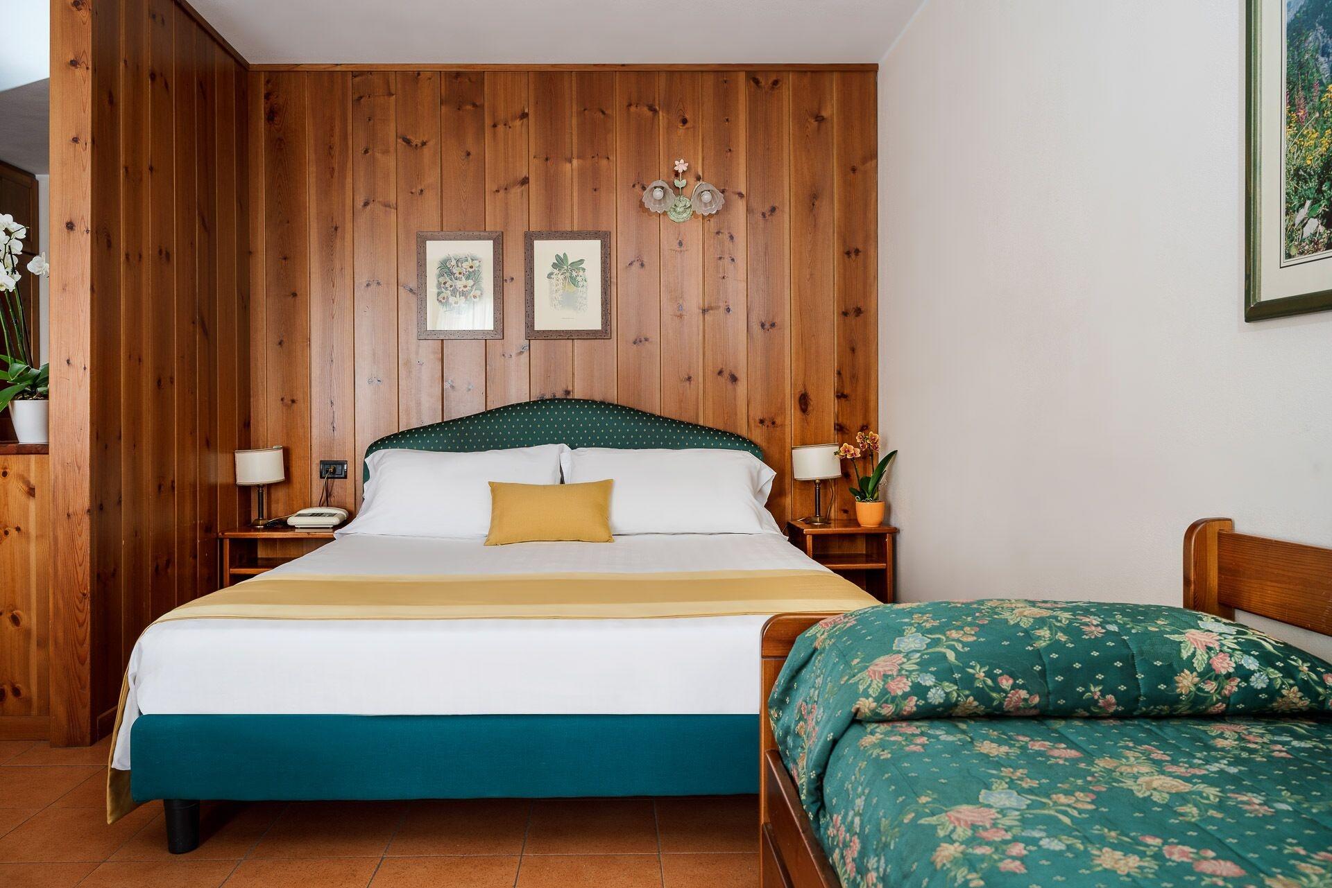 Hotel Cristallo Bormio Bagian luar foto