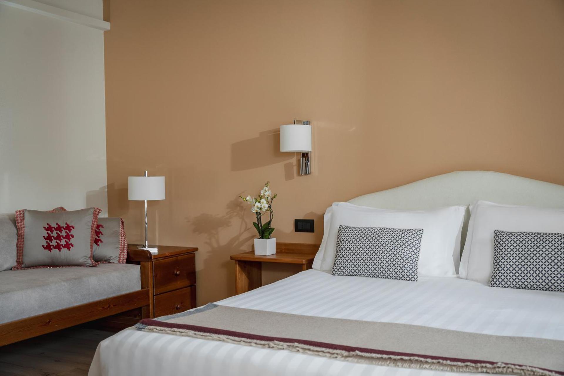 Hotel Cristallo Bormio Bagian luar foto