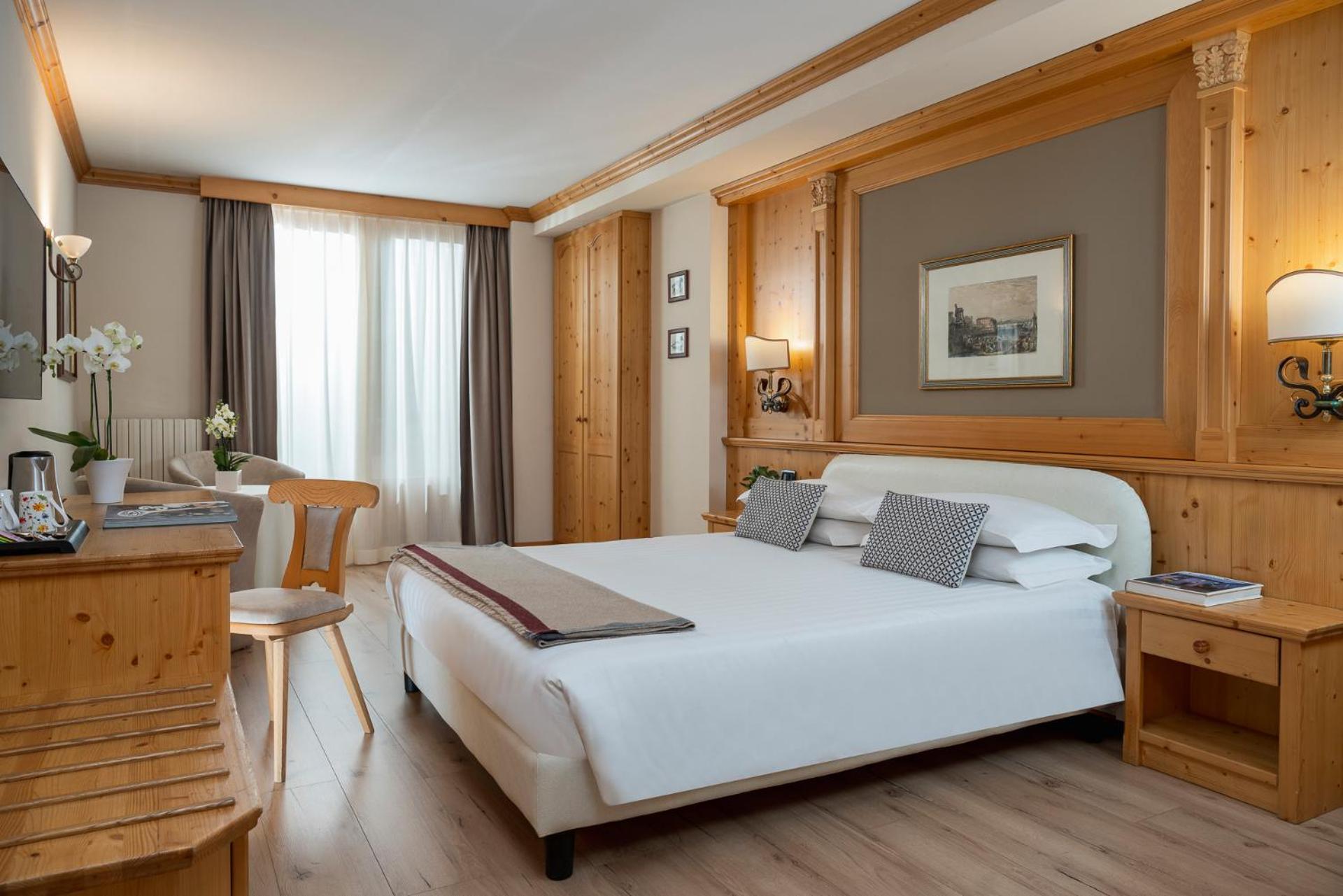 Hotel Cristallo Bormio Bagian luar foto